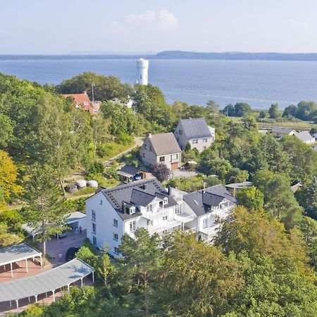 Moderne Ferienwohnung Mit Balkon, Meerblick - Ferienresidenz Zwei Boddenfewo 1-2 Lietzow Buitenkant foto