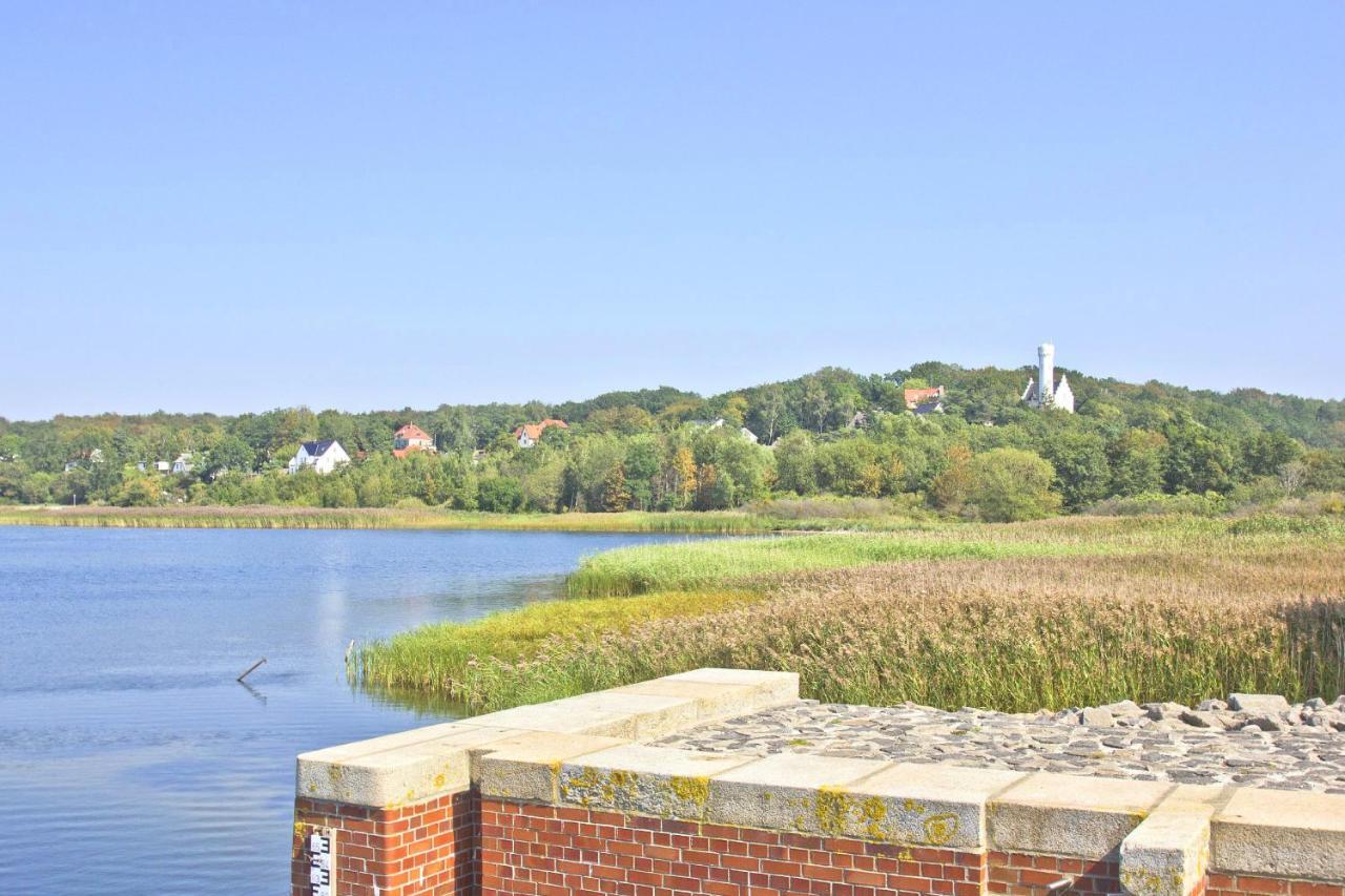 Moderne Ferienwohnung Mit Balkon, Meerblick - Ferienresidenz Zwei Boddenfewo 1-2 Lietzow Buitenkant foto